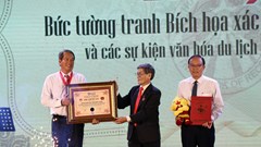 Bức tường tranh bích họa ven biển ở Ninh Thuận xác lập kỷ lục Việt Nam