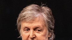 Thành công quá hóa ngại