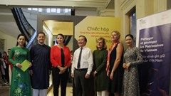 Lần đầu tiên nghe "Hộp kể chuyện" ở bảo tàng