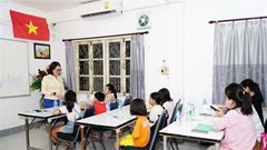 Giữ gìn và lan tỏa ngôn ngữ mẹ đẻ trong cộng đồng người Việt tại Lào