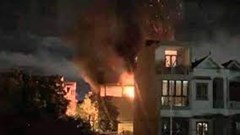 Cháy nhà lúc nửa đêm, hai anh em 14 và 19 tuổi tử vong