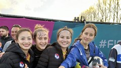 Đội tuyển nữ Việt Nam giao lưu cùng người hâm mộ tại Auckland