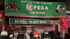 Hà Nội: Ba người tử vong trong vụ cháy cửa hàng xe đạp, xe máy điện