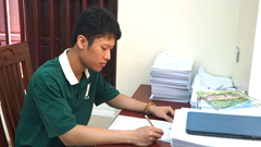 Nam thủ khoa khối B viết tiếp ước mơ của mẹ