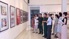 Triển lãm “76 năm đền ơn, đáp nghĩa" tri ân các anh hùng, liệt sĩ