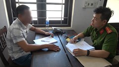 Bắt giữ kẻ giở trò đồi bại khi cho cô gái đi nhờ xe