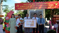 Đón nhận Bằng xếp hạng Di tích lịch sử cấp tỉnh Bốn dũng sĩ Nghĩa Dũng