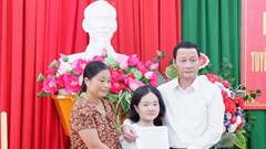 Tuyển dụng đặc cách cô giáo không tay ở xứ Thanh