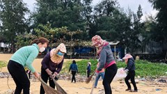 Quảng Ngãi: Phụ nữ chung tay bảo vệ môi trường biển, thu hút du khách