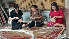 Làng nghề trong lòng phố cổ