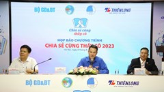 Tuyên dương thầy, cô giáo tiêu biểu giảng dạy ở các xã khó khăn