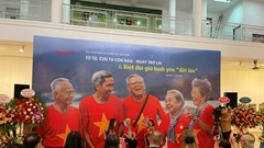 Ra mắt sách ảnh về tử tù, cựu tù Côn Đảo và biệt đội rà phá bom mìn