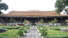 Kỷ niệm 100 năm thành lập Bảo tàng Cổ vật Cung đình Huế