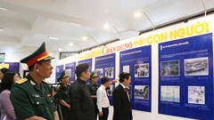 Khai mạc Triển lãm “Hồ Chí Minh - Chân dung một con người”