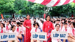 Thầy và trò trường THCS Nghĩa Tân hân hoan đón chào năm học mới