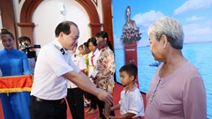 Tân Cảng Sài Gòn nhận đỡ đầu con ngư dân tại Tiền Giang