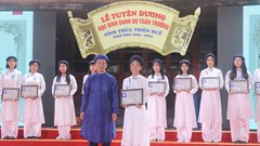 Thừa Thiên Huế: Tuyên dương 386 học sinh danh dự toàn trường