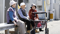 Nhật Bản đối mặt với thách thức già hóa dân số