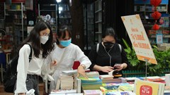 Sách giả thời​​​​​​​ @: Nghìn lẻ chuyện dở khóc dở cười