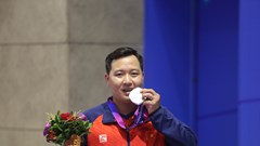 Những tấm huy chương quý hơn vàng