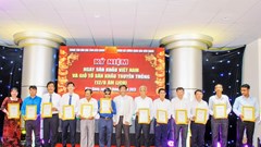 Vinh danh 15 cá nhân có đóng góp cho phong trào Đờn ca tài tử