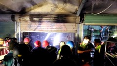 Nhanh chóng khống chế đám cháy ở chợ Ba Đồn