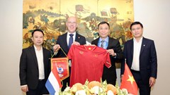 Việt Nam hợp tác phát triển bóng đá với các nước châu Âu