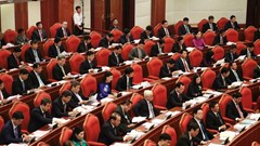 Trung ương thảo luận về chiến lược bảo vệ Tổ quốc trong tình hình mới