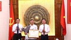 Thanh Hóa khen thưởng Nhà vô địch Cuộc thi Đường lên đỉnh Olympia