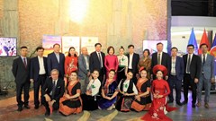 Giới thiệu nghệ thuật truyền thống Việt Nam và quảng bá tỉnh Điện Biên tại Geneva