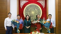 Thứ trưởng Bộ VHTTDL Trịnh Thị Thủy trao quyết định bổ nhiệm cán bộ