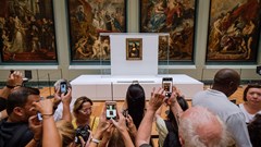 Bảo tàng, cung điện cũng bị dọa... đánh bom