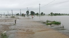 Thừa Thiên Huế: Nước các sông lên nhanh, học sinh toàn tỉnh nghỉ học tránh lũ