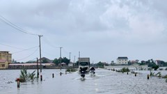 Bí thư Tỉnh ủy Thừa Thiên Huế họp chỉ đạo khẩn phòng tránh mưa lũ