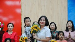 Quảng Ngãi có 62 trẻ mồ côi được nhận đỡ đầu