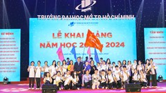 Hiệu trưởng Trường ĐH Mở TP.HCM xin lỗi sinh viên và phụ huynh vì gặp khó khăn trong việc tìm kiếm địa điểm học tập