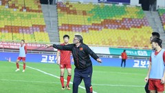 Sự dũng cảm của thầy Troussier