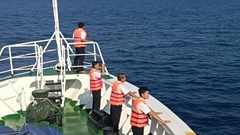 Vụ 2 tàu câu mực của Quảng Nam bị chìm ở vùng biển Trường Sa: Chờ đợi một phép màu...