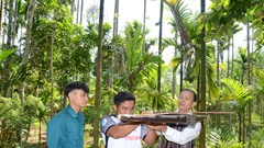 Bí quyết làm nỏ truyền thống của người Hrê ở Quảng Ngãi