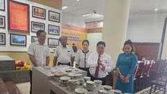 Tiếp nhận, trưng bày gần 400 hiện vật do nhà sưu tập tư nhân hiến tặng