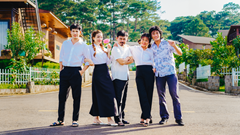 “Chúng ta phải hạnh phúc”: Phim truyền hình về “khủng hoảng” tuổi trung niên
