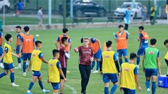 Xu thế kiểm soát bóng và tầm nhìn của HLV Troussier