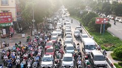 Giám sát việc thực hiện chính sách, pháp luật về đảm bảo trật tự, an toàn giao thông