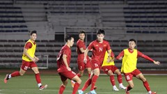 Tuyển Việt Nam gấp rút chuẩn bị cho trận đấu với Philippines