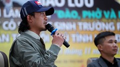 Doãn Quốc Đam bất ngờ gặp nhiều “fan” trên phố núi Đà Lạt