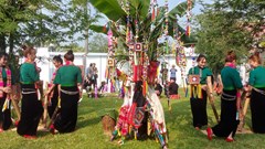 Xây dựng sự đoàn kết, giữ gìn giá trị di sản văn hóa các dân tộc