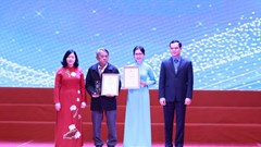 Trao giải cuộc thi sáng tác văn học về công nhân và công đoàn
