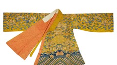 Đấu giá hiện vật được cho là Long bào của vua Bảo Đại