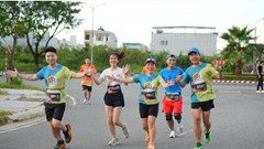 Đà Nẵng: 1.500 vận động viên chạy chinh phục bán đảo Sơn Trà