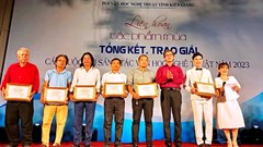 Kiên Giang trao giải cuộc thi sáng tác văn học nghệ thuật